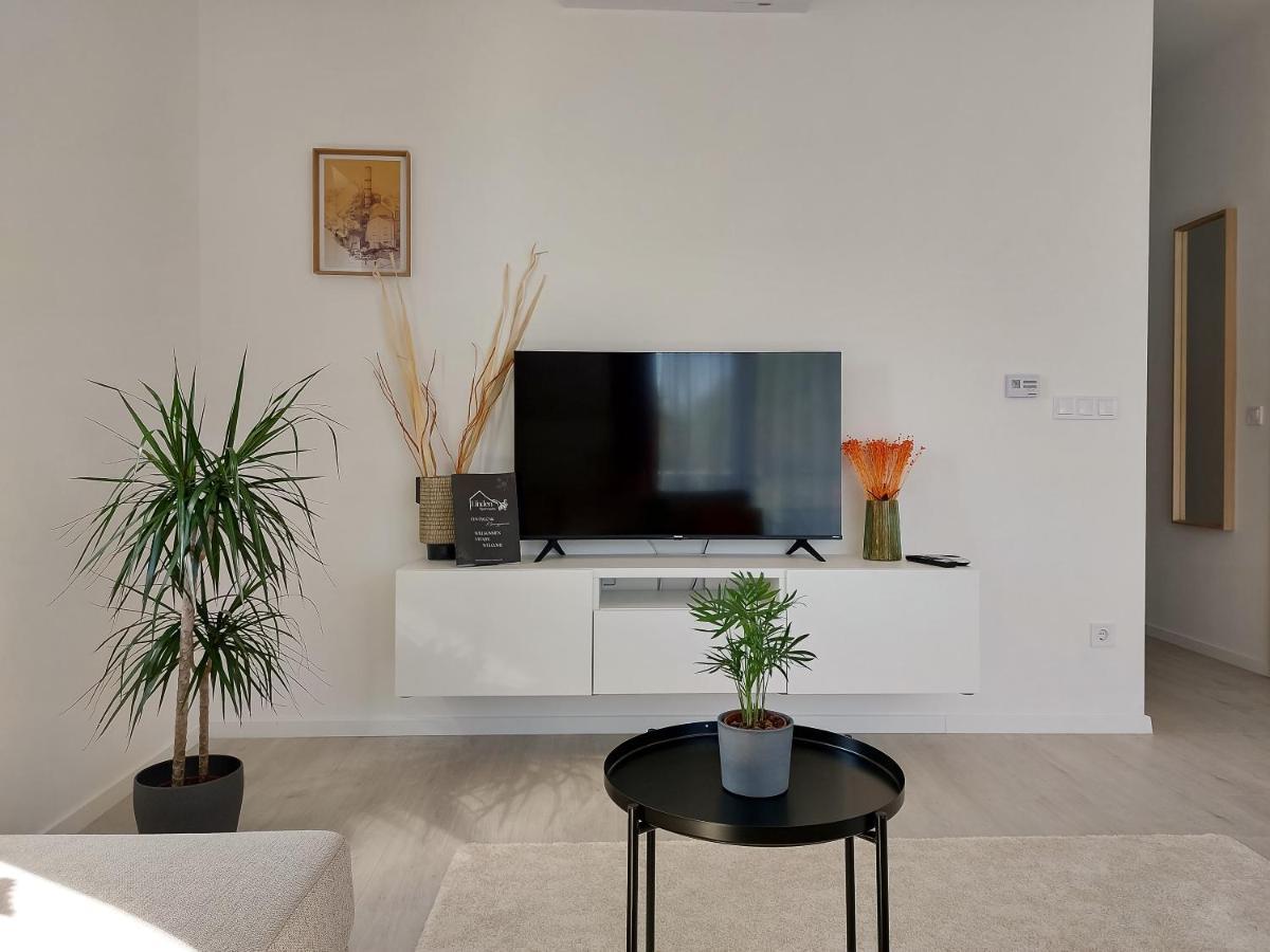 Linden Apartman 106 - Adults Only Mosonmagyarovar Exterior photo